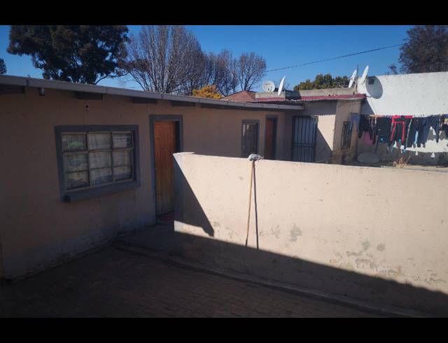 3 BEDROOM HOUSE FOR SALE IN ROSETTENVILLE